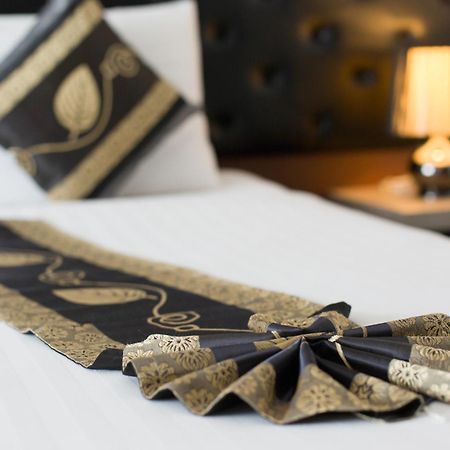 Hemingways Silk Hotel Patong Zewnętrze zdjęcie