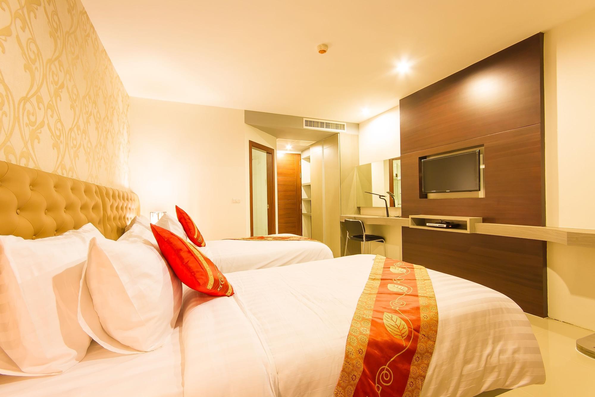 Hemingways Silk Hotel Patong Zewnętrze zdjęcie