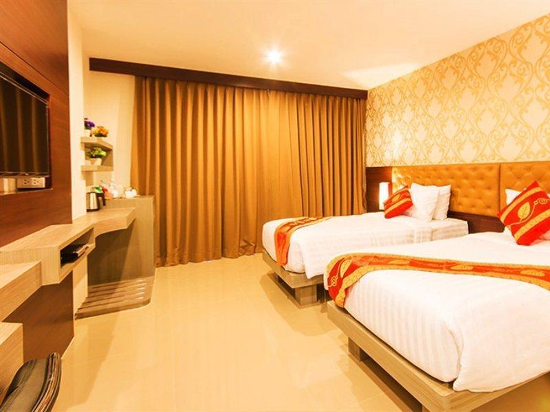 Hemingways Silk Hotel Patong Zewnętrze zdjęcie
