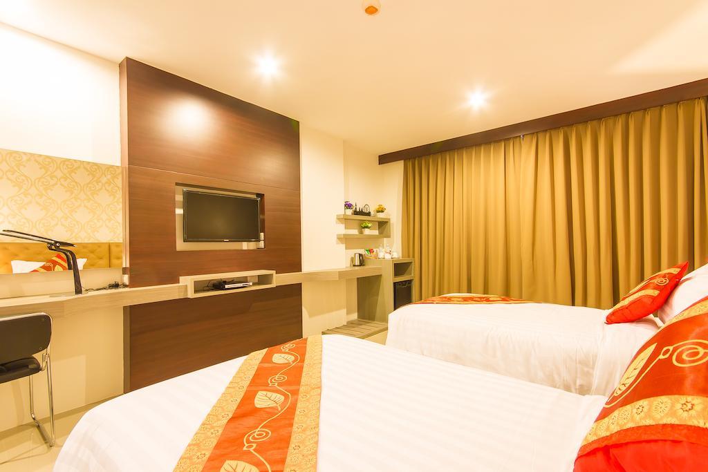 Hemingways Silk Hotel Patong Pokój zdjęcie