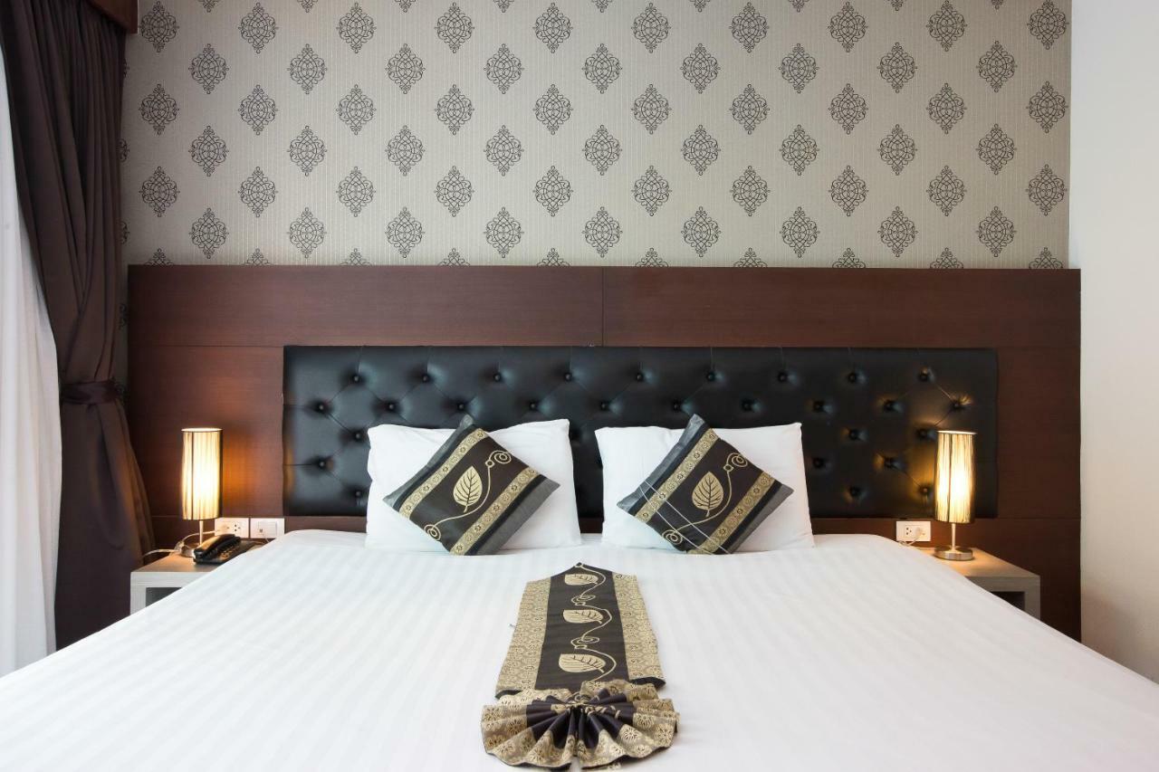 Hemingways Silk Hotel Patong Zewnętrze zdjęcie