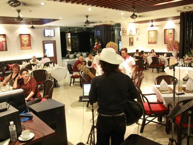 Hemingways Silk Hotel Patong Zewnętrze zdjęcie